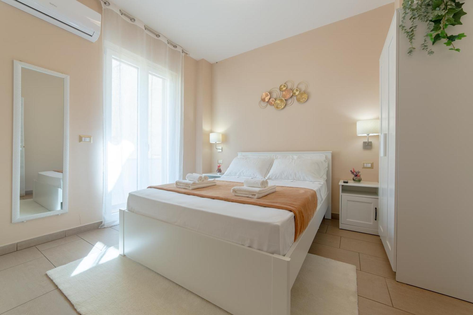 L'Affaccio Rooms - Lungomare 加利波利 外观 照片