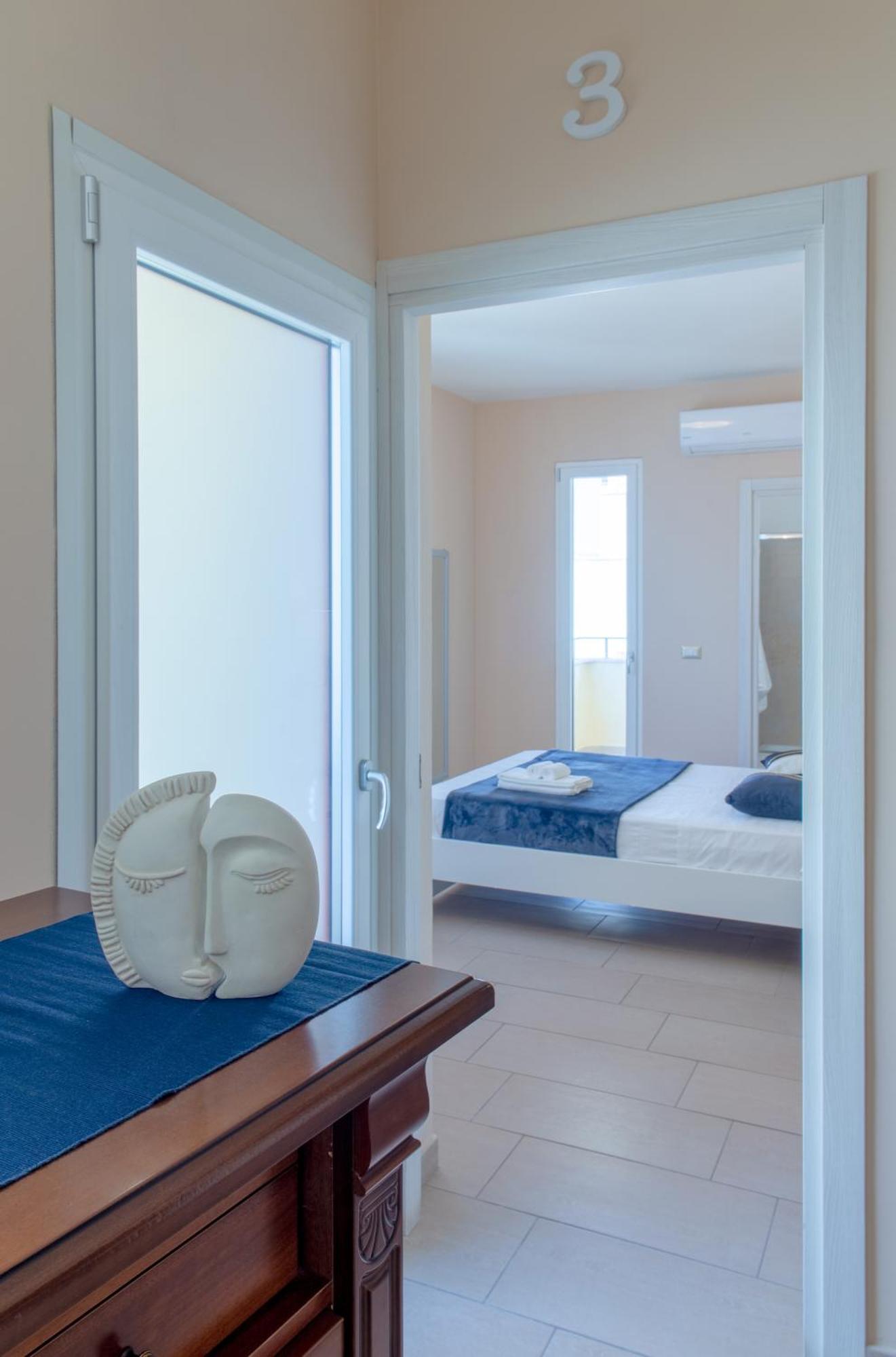 L'Affaccio Rooms - Lungomare 加利波利 外观 照片